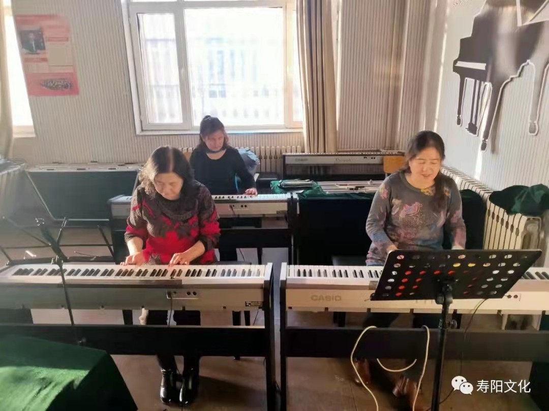 1ec922b9018823bf86a0b0475c6f6e0