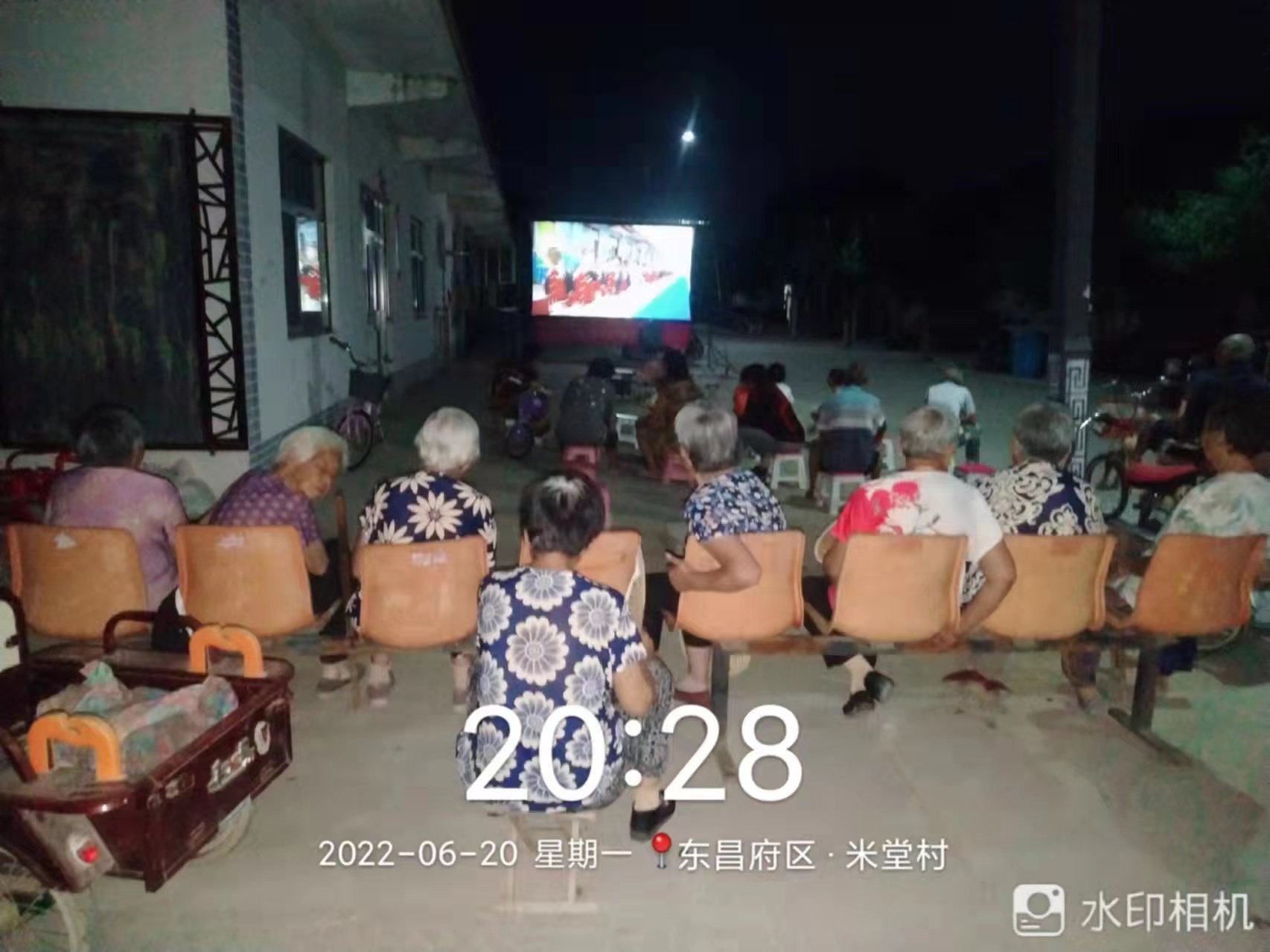 【度假区】度假区农村公益电影放映走进李海务街道米堂村