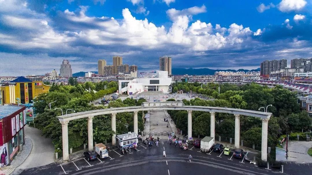 https://mmbiz.qpic.cn/sz_mmbiz_jpg/QwVSOJKhzicp5YIf8iczRmYicsqIHNxO7rsnBuC94ibiaaoCCv2tP8BRjaK2jWWw9lZq1nDg3WP9Jo9dE0icTJfCGGgQ/640?wx_fmt=jpeg&wxfrom=5&wx_lazy=1&wx_co=1
