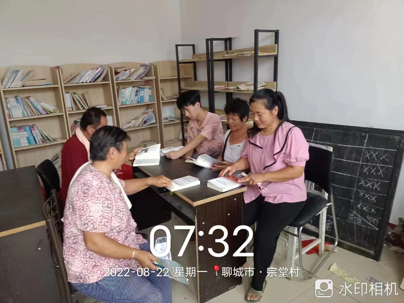  【冠县】范寨镇“阅读小康气象 奋进振兴征程”全民阅读