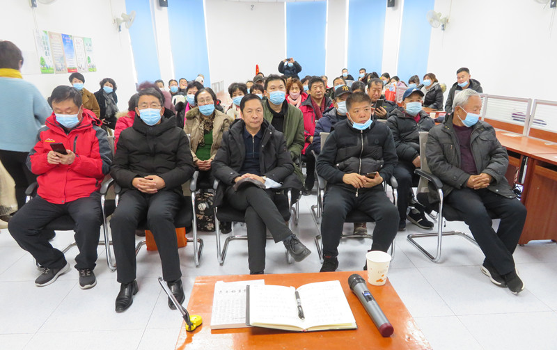 市图书馆副馆长杨帆,全民阅读协会副会长李开富、闫振东、孙宏、吴卓伦、赵菊清及部分会员和社会各界人士70多人聆听了讲座。