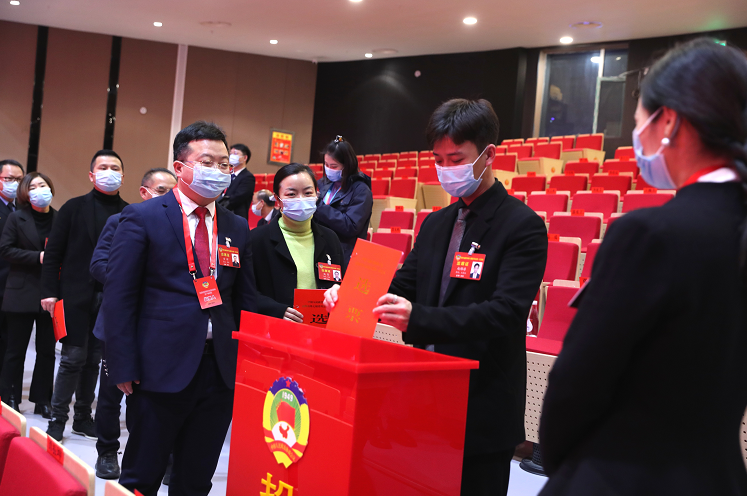 4 4.png?v=1765847773675