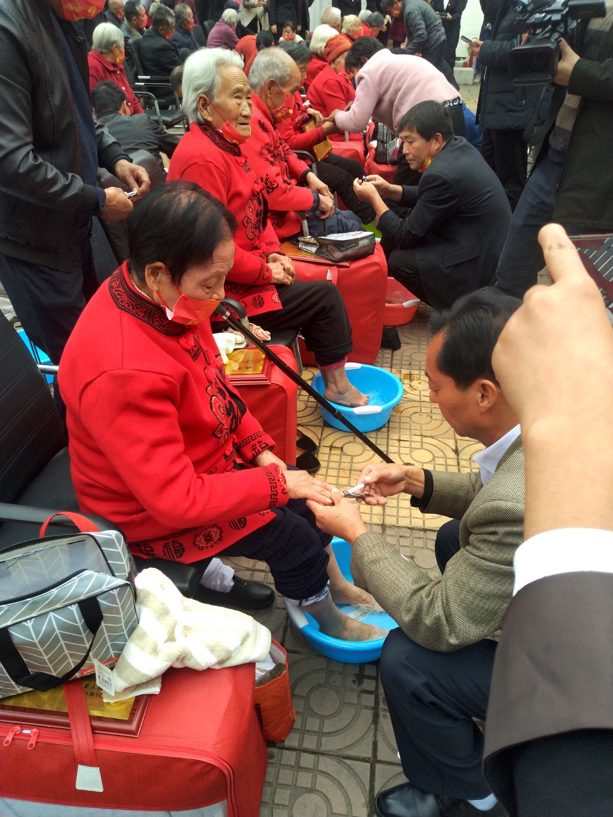 3d5a032ee738a58808e3f7b64dde728