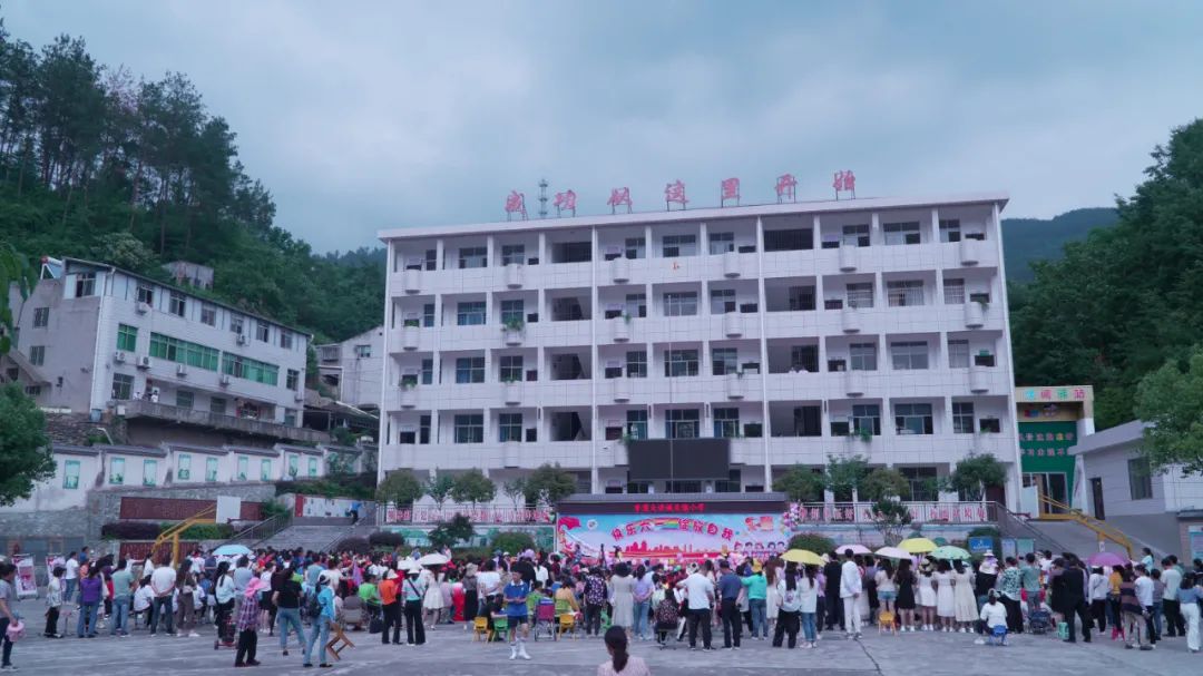 0a35414e97157cf471fd0427780e93a9_640_wx_fmt=jpeg&wxfrom=5&wx_lazy=1&wx_co=1 0a35414e97157cf471fd0427780e93a9_640_wx_fmt=jpeg&wxfrom=5&wx_lazy=1&wx_co=1.jpg