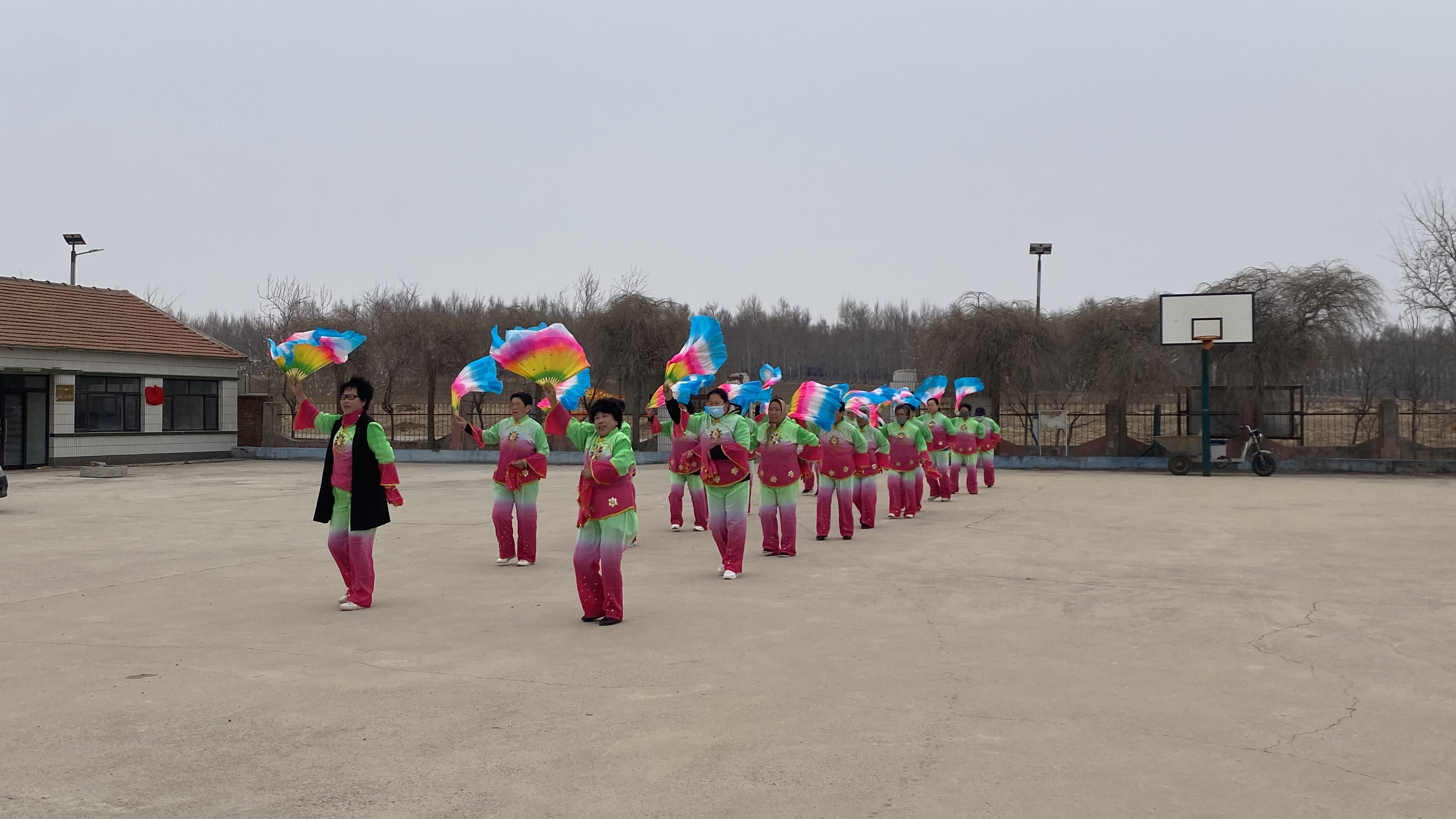 525bd566c75d432d21d7f497a41c7b7 525bd566c75d432d21d7f497a41c7b7.jpg