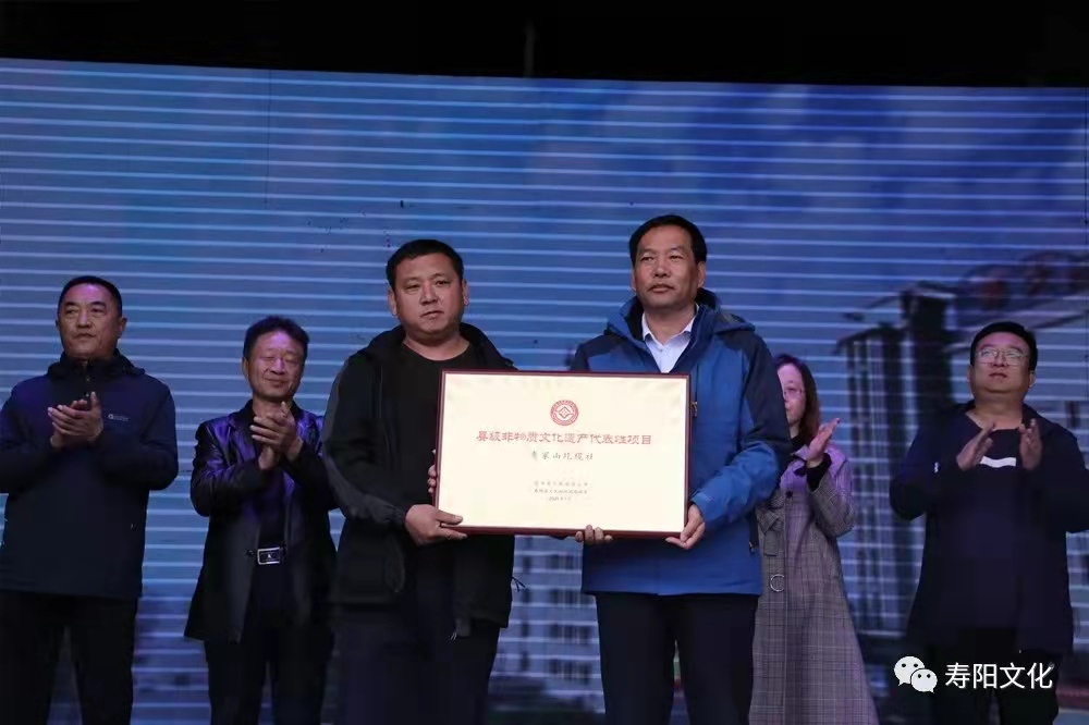 687e513c129c748b7e2b349bf033330