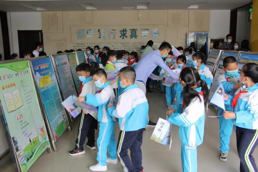 4 4.jpg?v=1763534370389