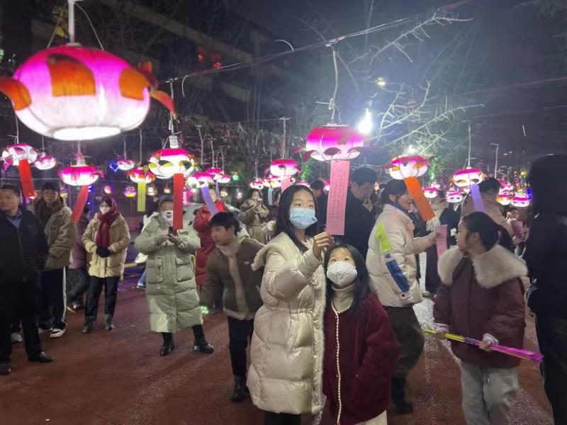 82383f38caccaca4758622d9dd7ea05