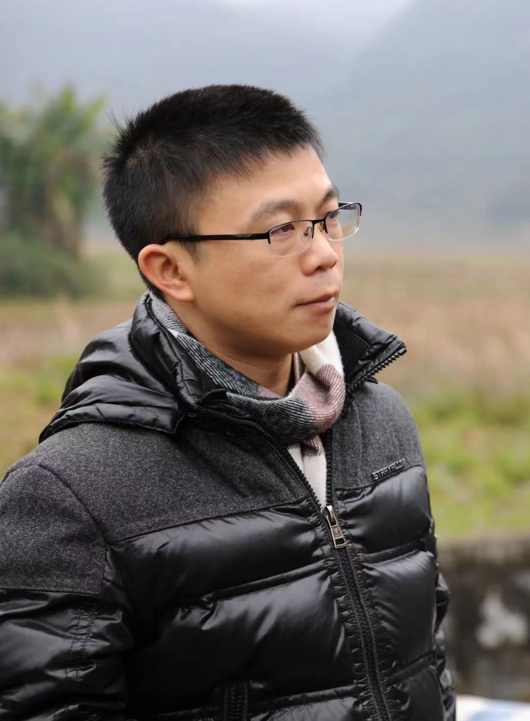 1209736190 1209736190.jpg