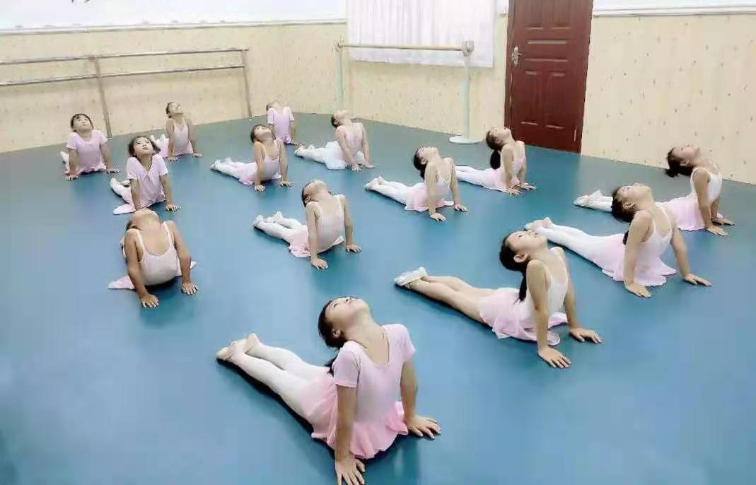 淇县文化馆春季培训至少儿舞蹈