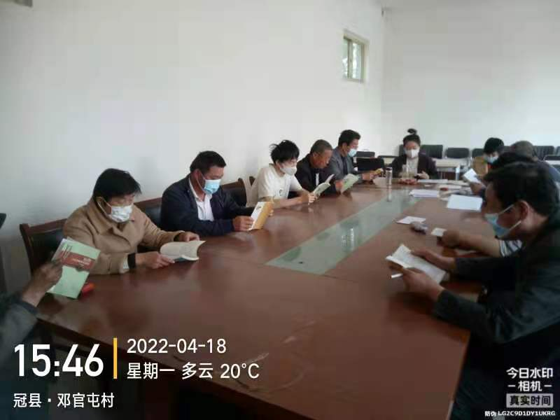 【冠县】甘官屯镇张八寨新村开展农家书屋阅读活动