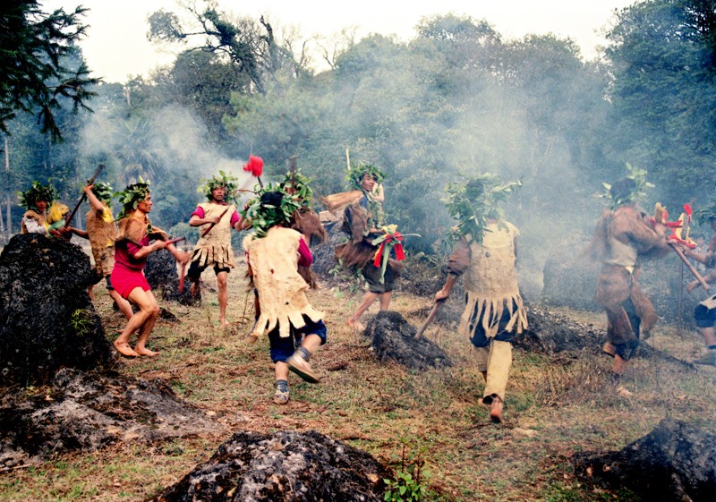 阿乌人在祭祀活动中大比武术