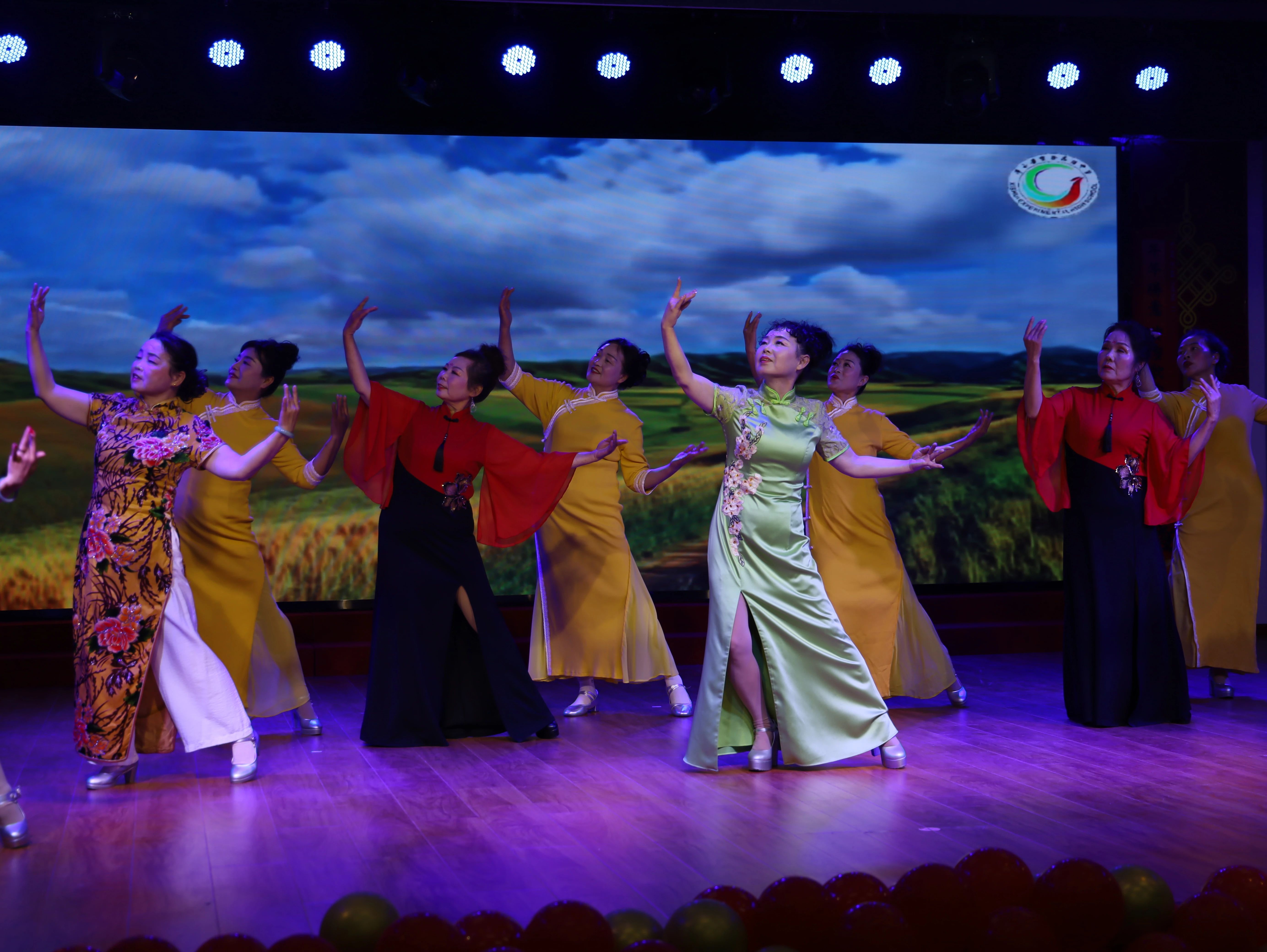 050fb9ef1c92b953a6357ec3f3bbb2a1 050fb9ef1c92b953a6357ec3f3bbb2a1.jpg