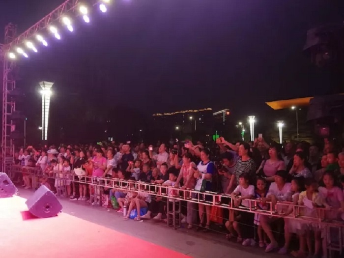 868564195 868564195.jpg