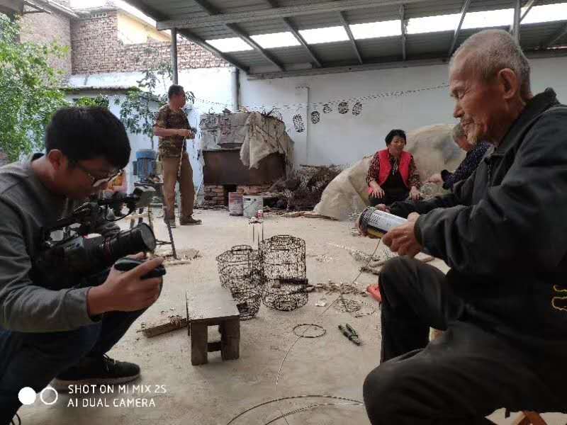 1.制作灯笼 1.制作灯笼.jpg