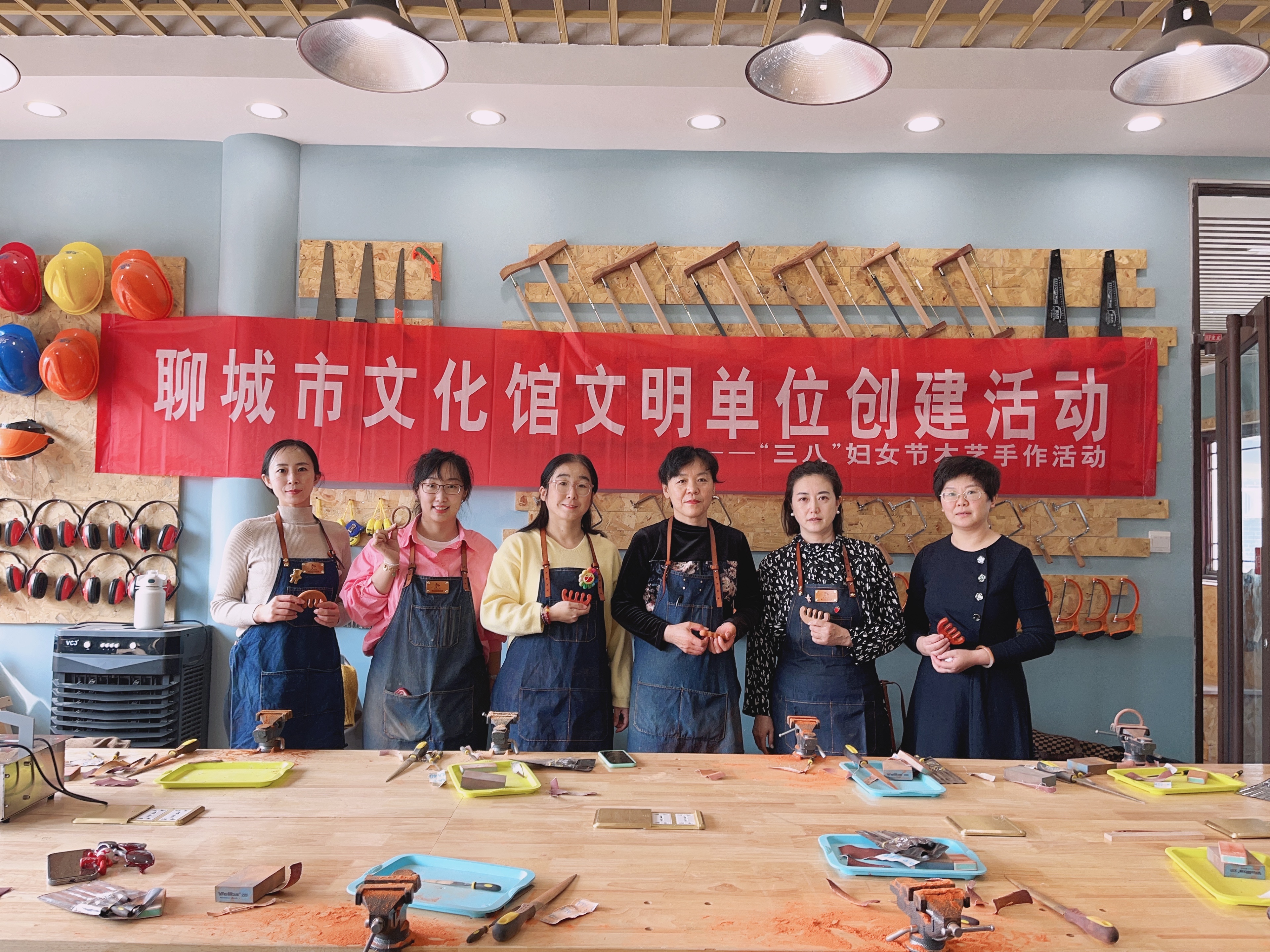 895274425 895274425.jpg