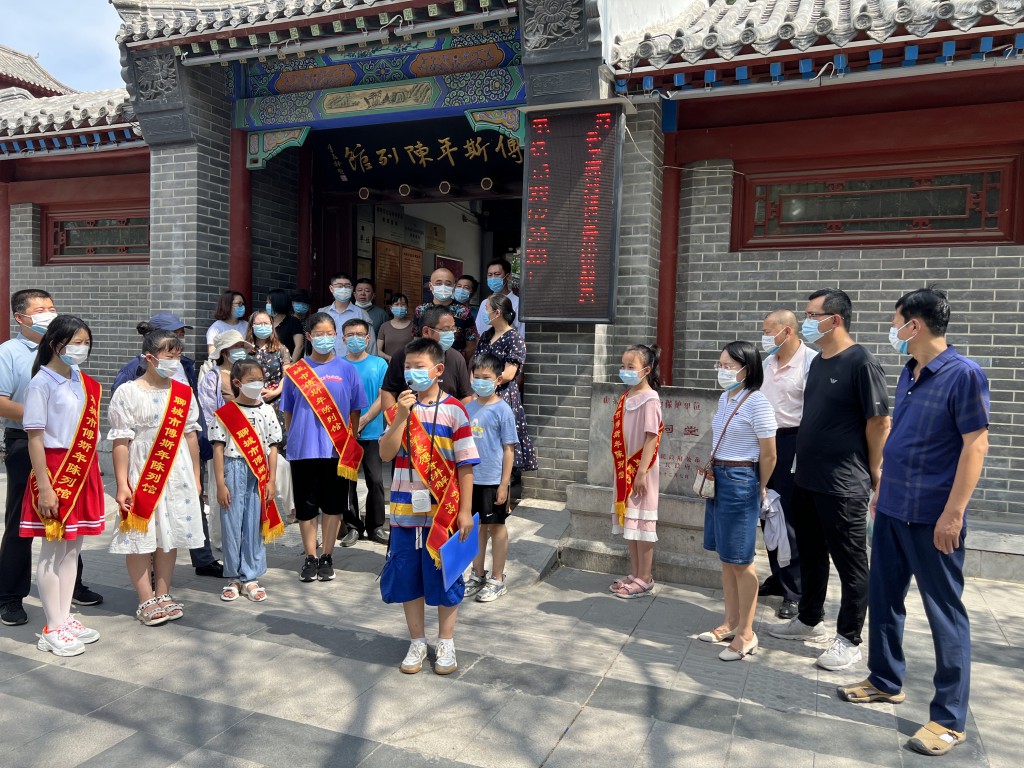 市文物事业服务中心组织未成年人参与博物馆志愿服务活动