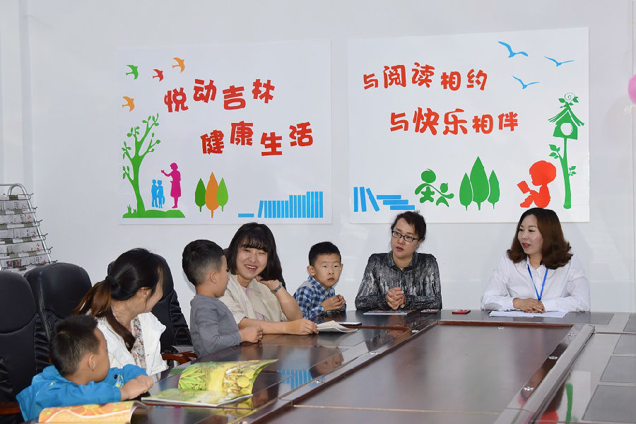 安图县图书馆亲子阅读活动-02.jpg?v=1781932667625