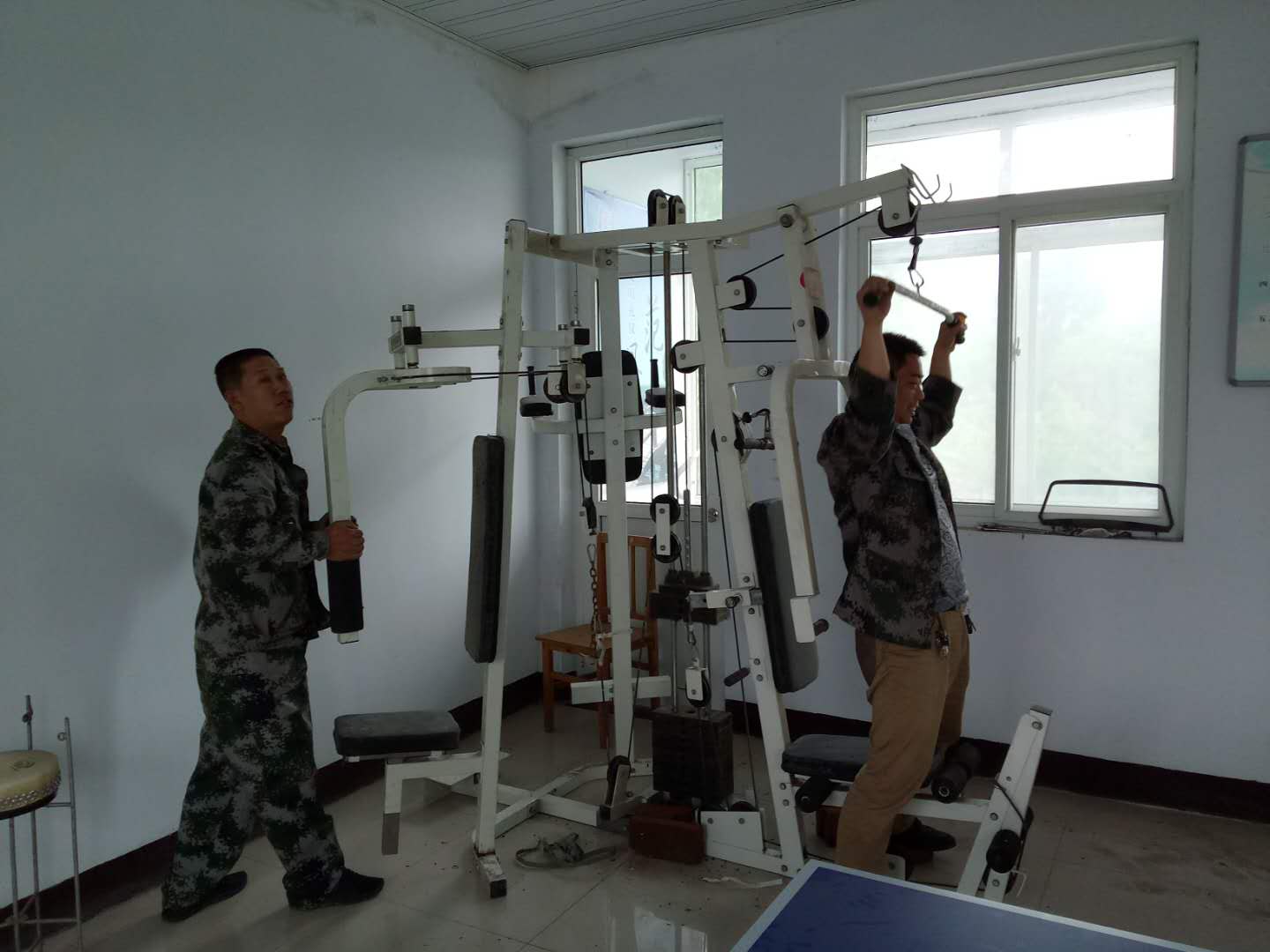 健身运动 健身运动.jpg