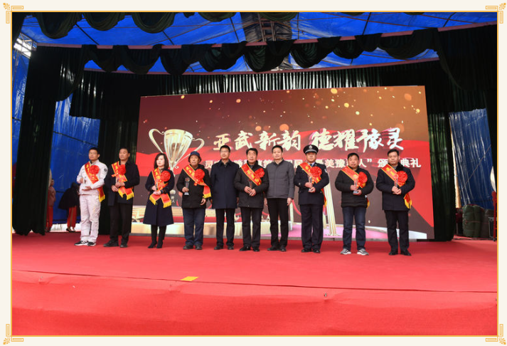 2ef3de694082fe7d23ea05ad0214700