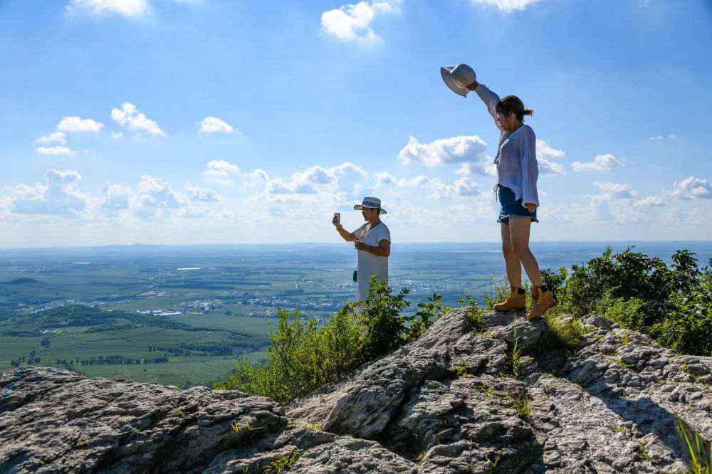 0772567abde37f3c2ab55c7e87940f9 0772567abde37f3c2ab55c7e87940f9.jpg