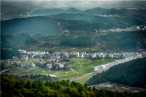 aa03--DSC_7202白云岩乡村田园景观 aa03--DSC_7202白云岩乡村田园景观.jpg