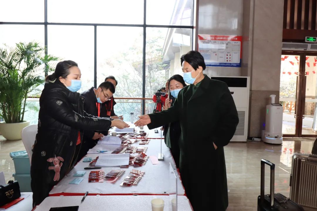 2 2.jpg?v=1765879985521