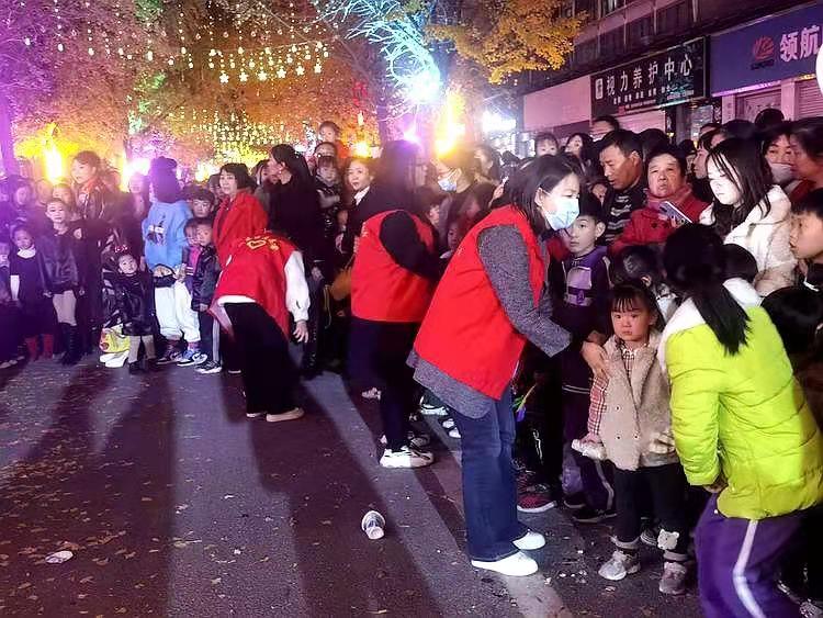 5adc75b58d2120d7cd705c809b8d14b