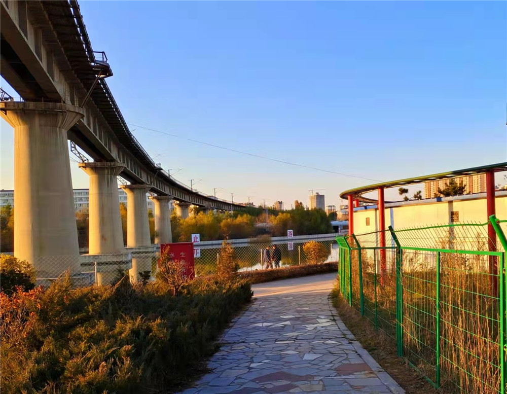 郭贵忠3 郭贵忠3.jpg