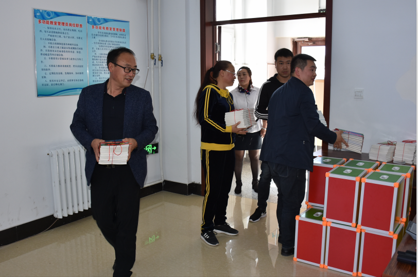 2b90f8205c3f25e31d68cca47db3603