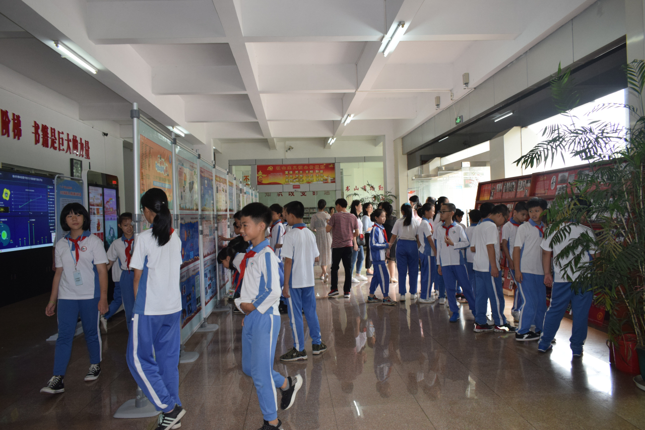 广东图书馆学会、广东省立中山图书馆2019年5月30日-6月16日在蕉岭县图书馆一楼门厅举办“粤图博览--灾难面前,你可以做得更好----2019年广东省防震减灾科普知识展”3 广东图书馆学会、广东省立中山图书馆2019年5月30日-6月16日在蕉岭县图书馆一楼门厅举办“粤图博览--灾难面前,你可以做得更好----2019年广东省防震减灾科普知识展”3.jpg?v=1766050287653