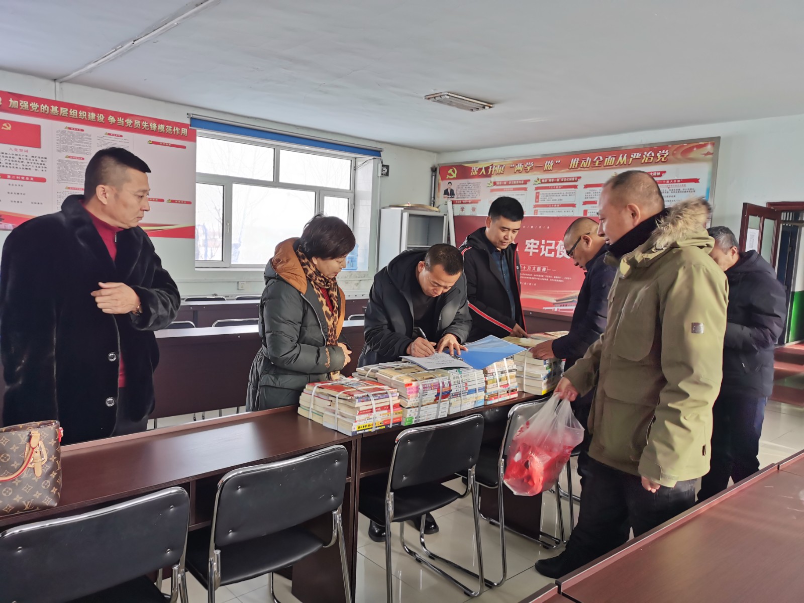 02bd9a8dd67a9a4c63dcc301397a7ce