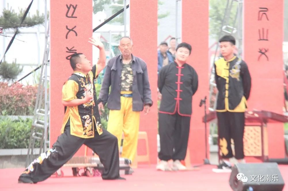 3335443e2a3266e624f141fe049bb5d6 3335443e2a3266e624f141fe049bb5d6.jpg