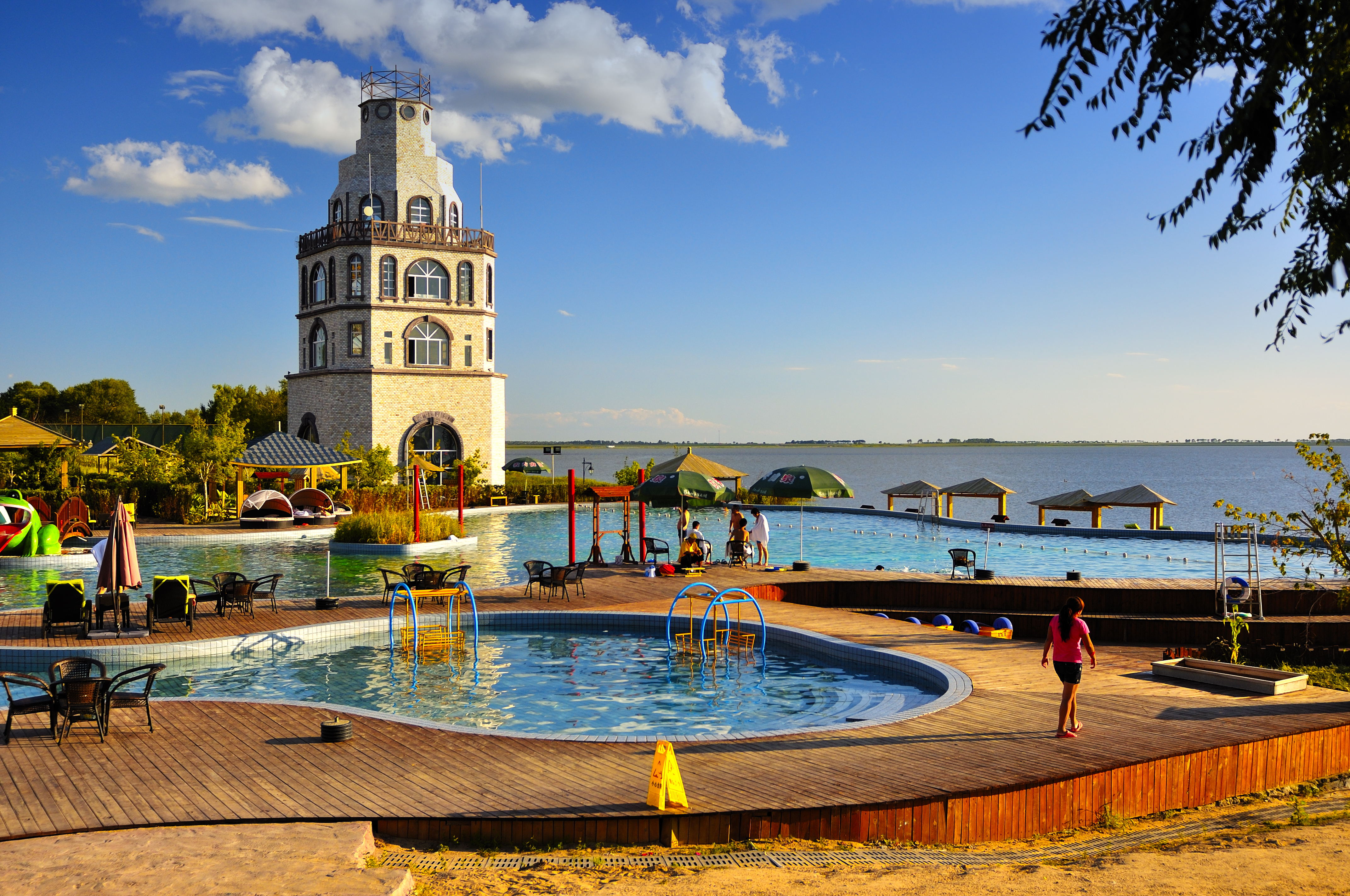 连环湖温泉 连环湖温泉.jpg