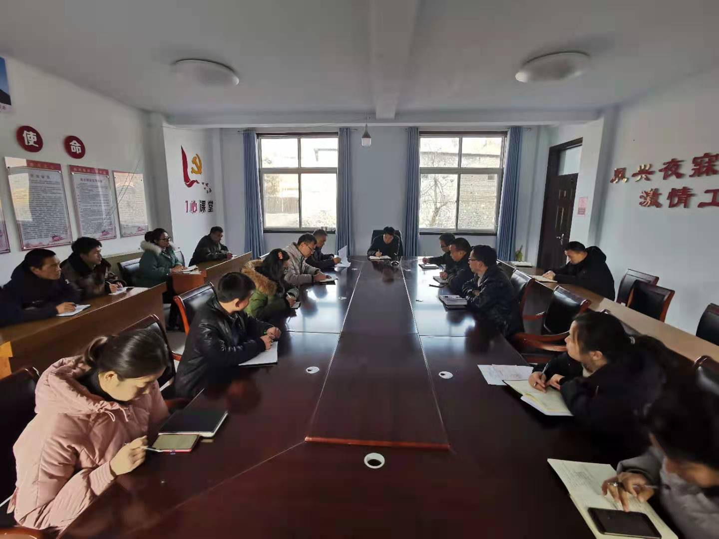 2f0dc1186bd8ebe9b4516a9c5db80f4