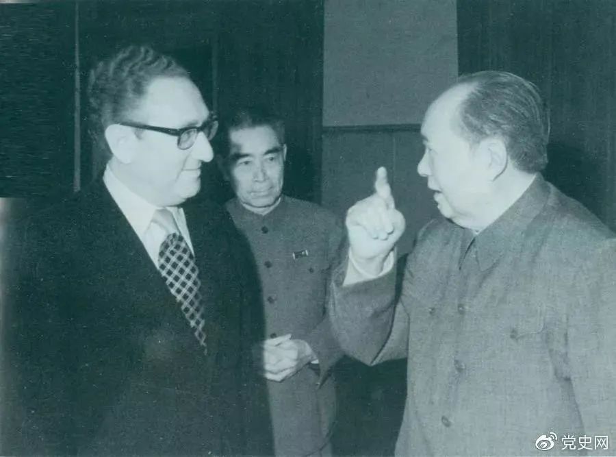 【党史百年·天天读】2月 17日