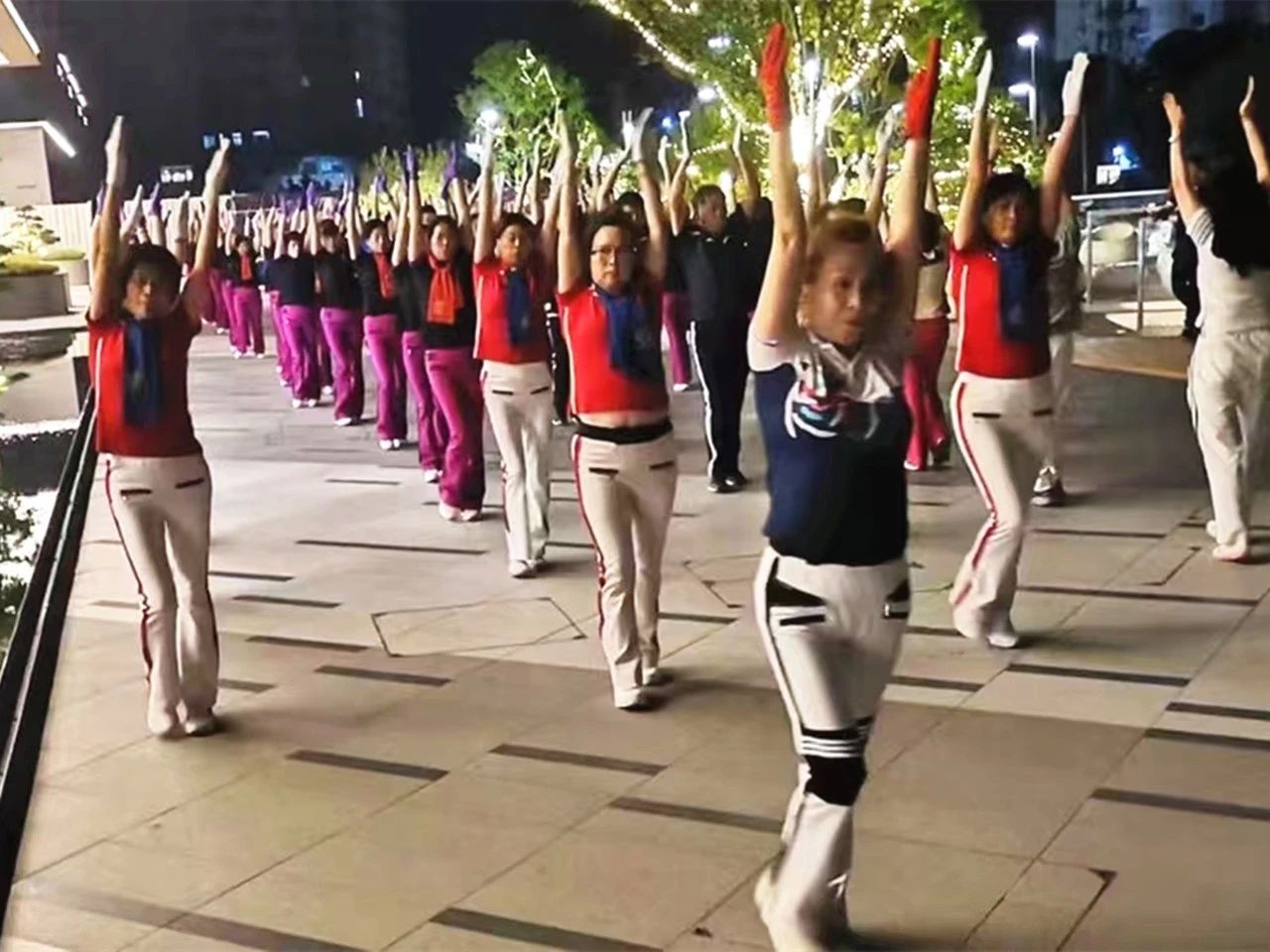 DM_20250512170650_010