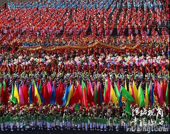 2《五彩缤纷》孔庆飞