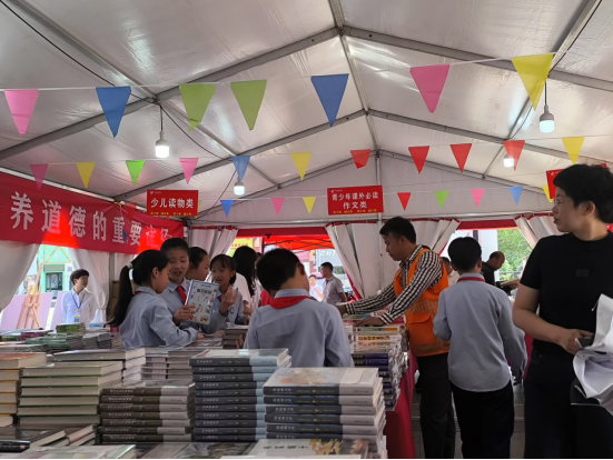 61f0db96e52c9b5d831a7c0c6270e1a 61f0db96e52c9b5d831a7c0c6270e1a.png?v=1763891014110