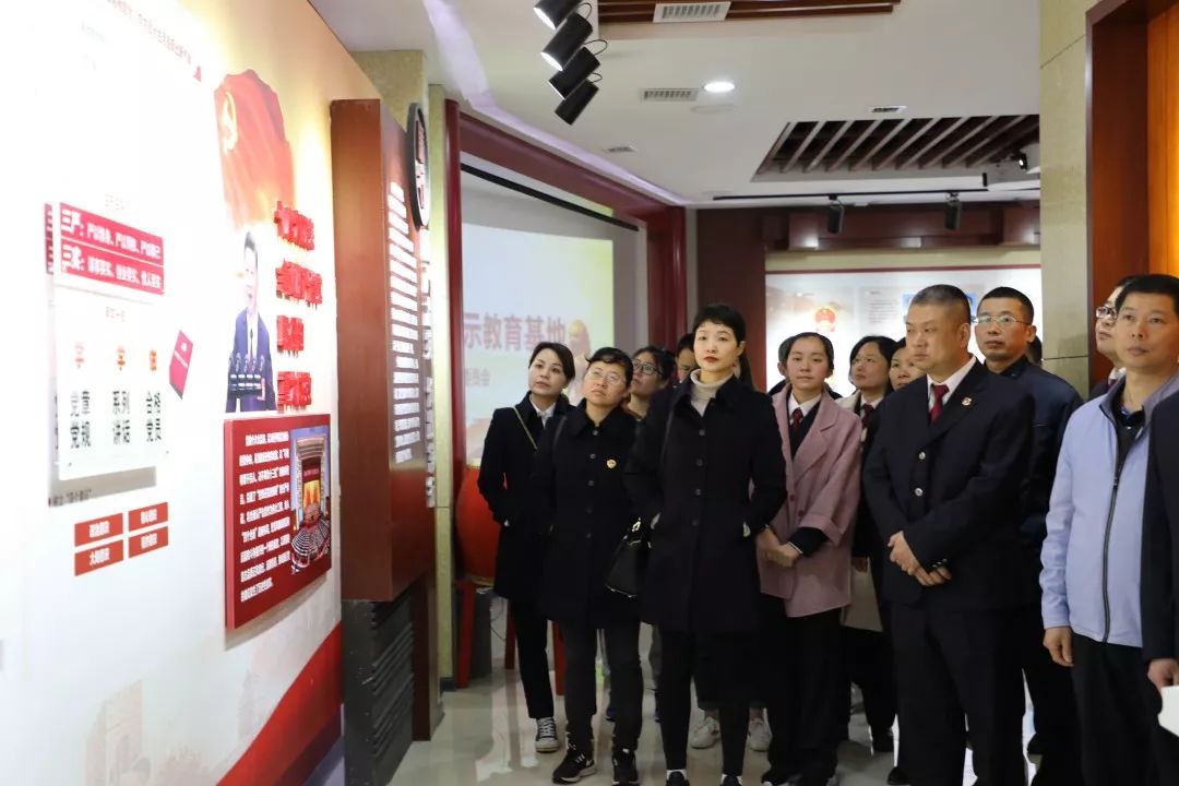 3 3.jpg?v=1765880012236