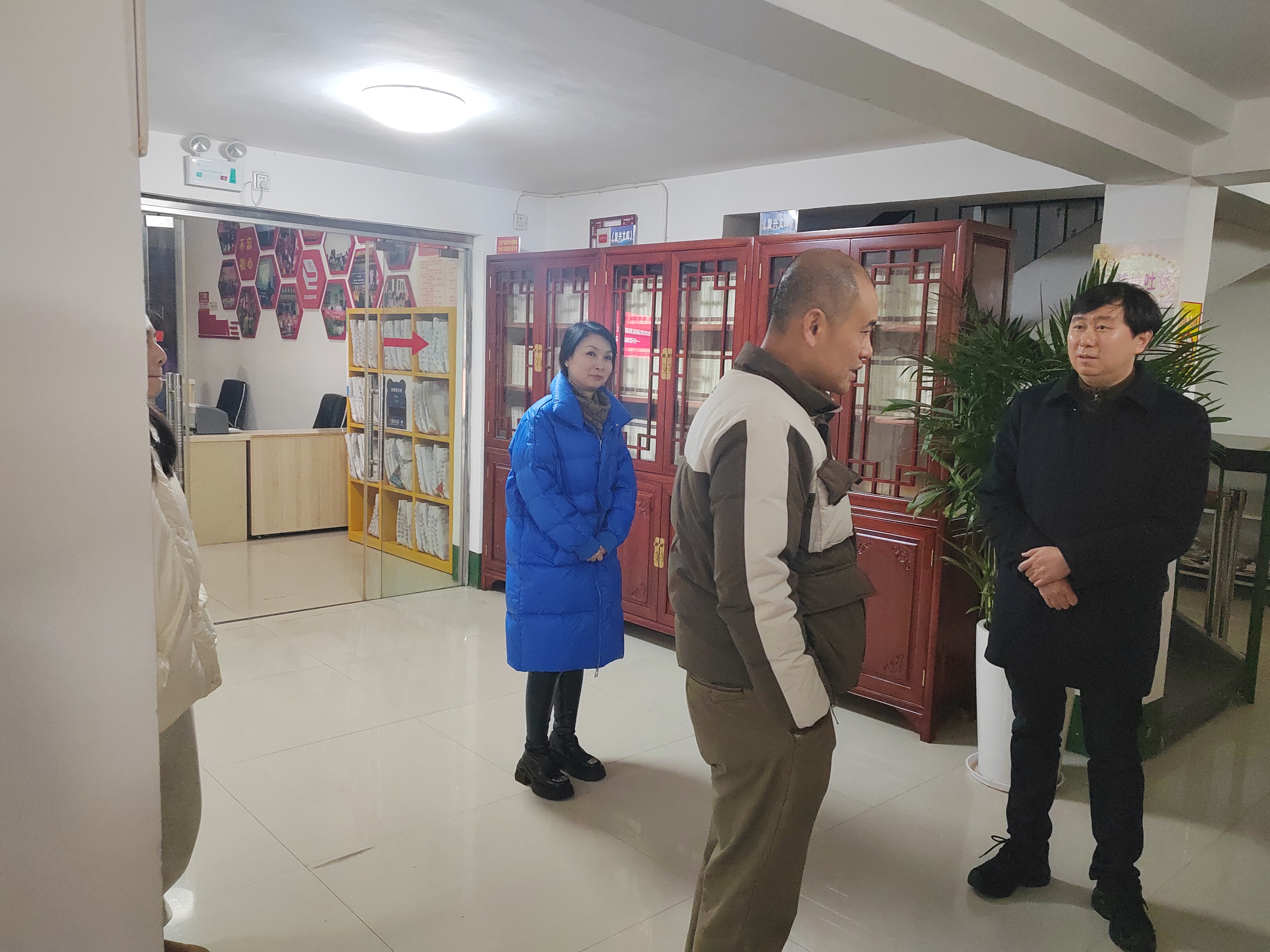 9 9.jpg?v=1765705721398