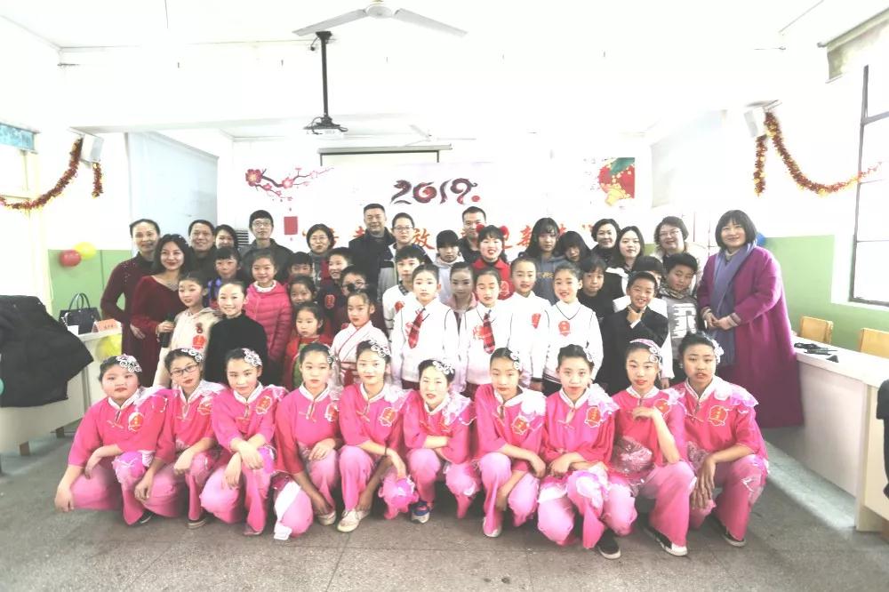 http://www.whqslib.com/files/content/20190214111105.jpg