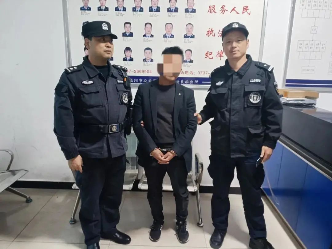 22 22.jpg?v=1765880443300