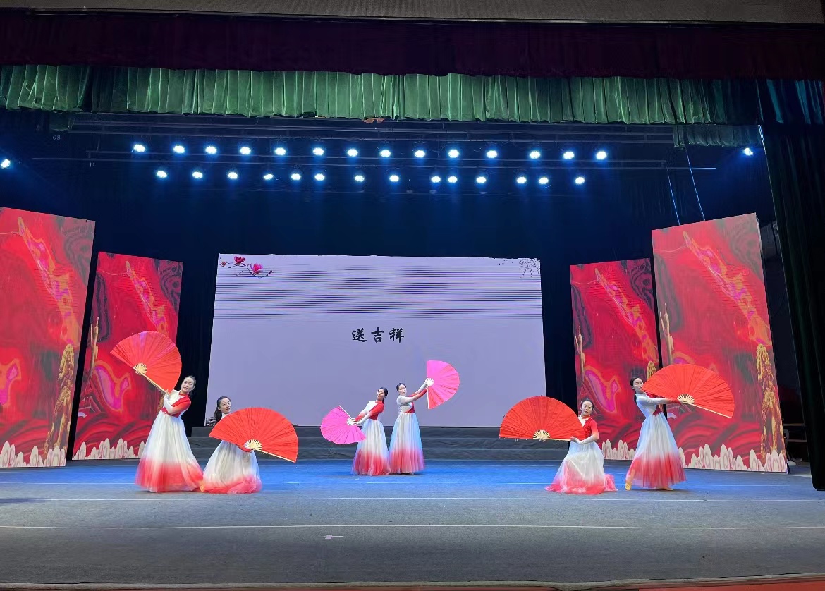 8e315c3cd70f97f43714dd692b5e180 8e315c3cd70f97f43714dd692b5e180.jpg