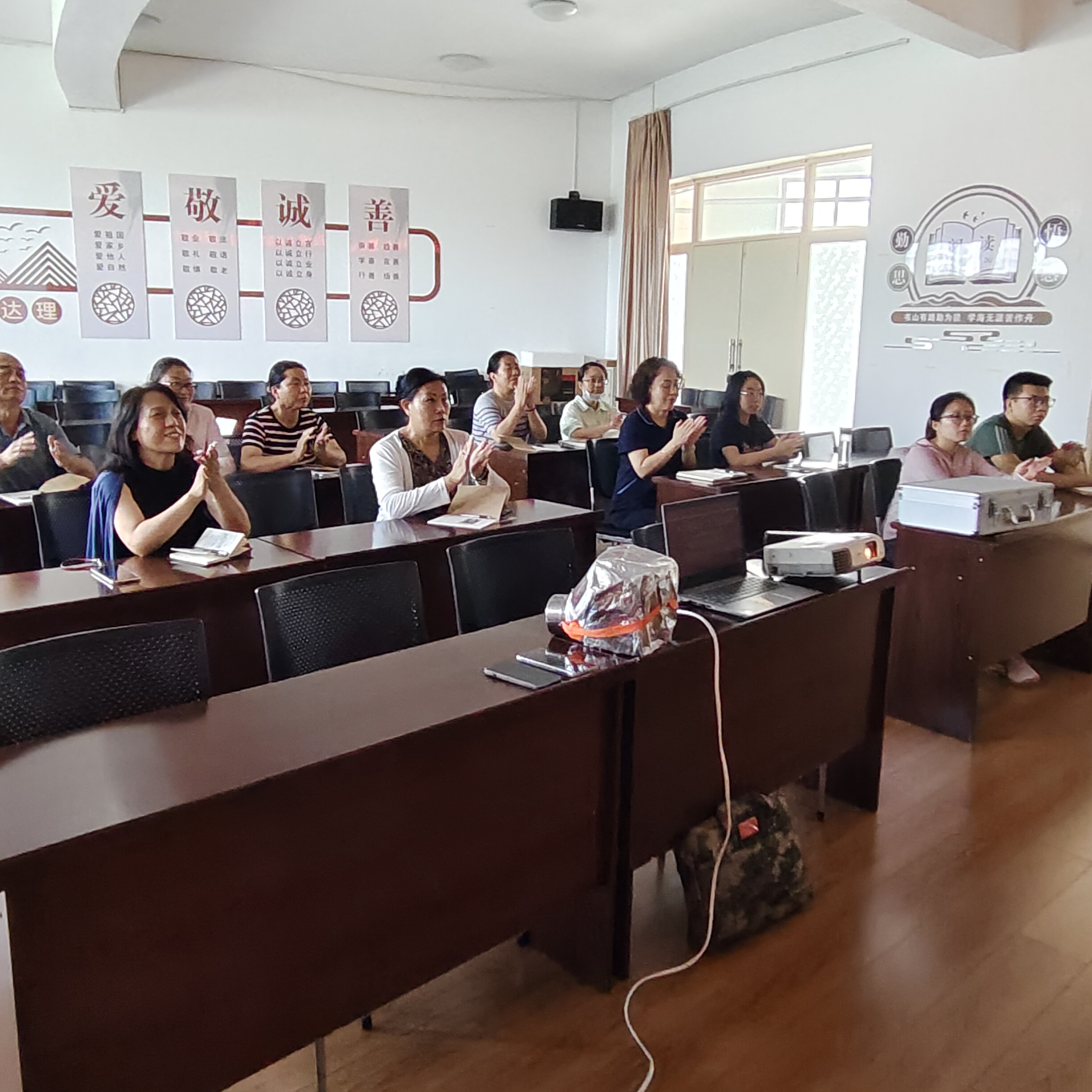 微信图片_20250802095811 微信图片_20250802095811