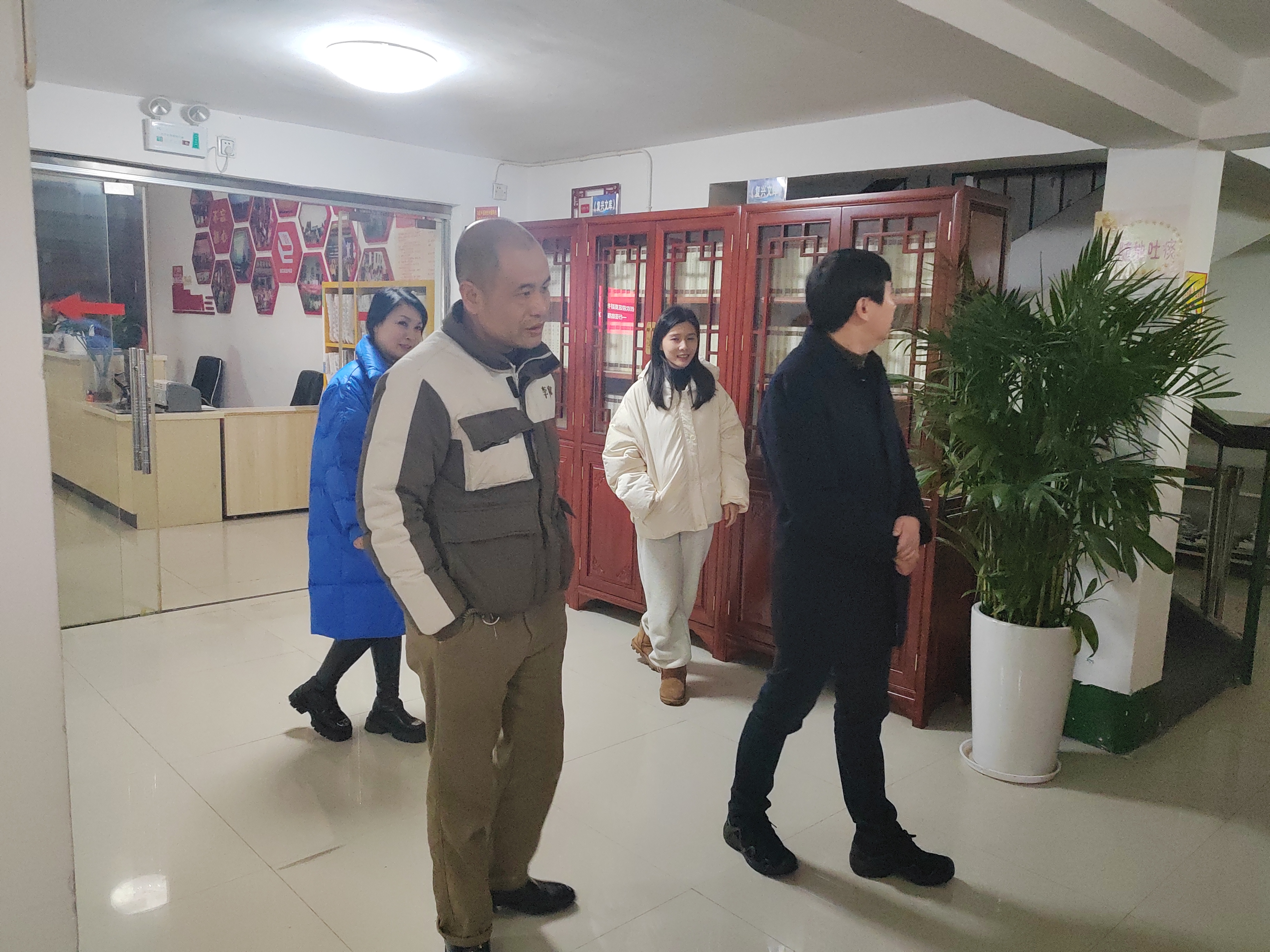 8 8.jpg?v=1765705721398