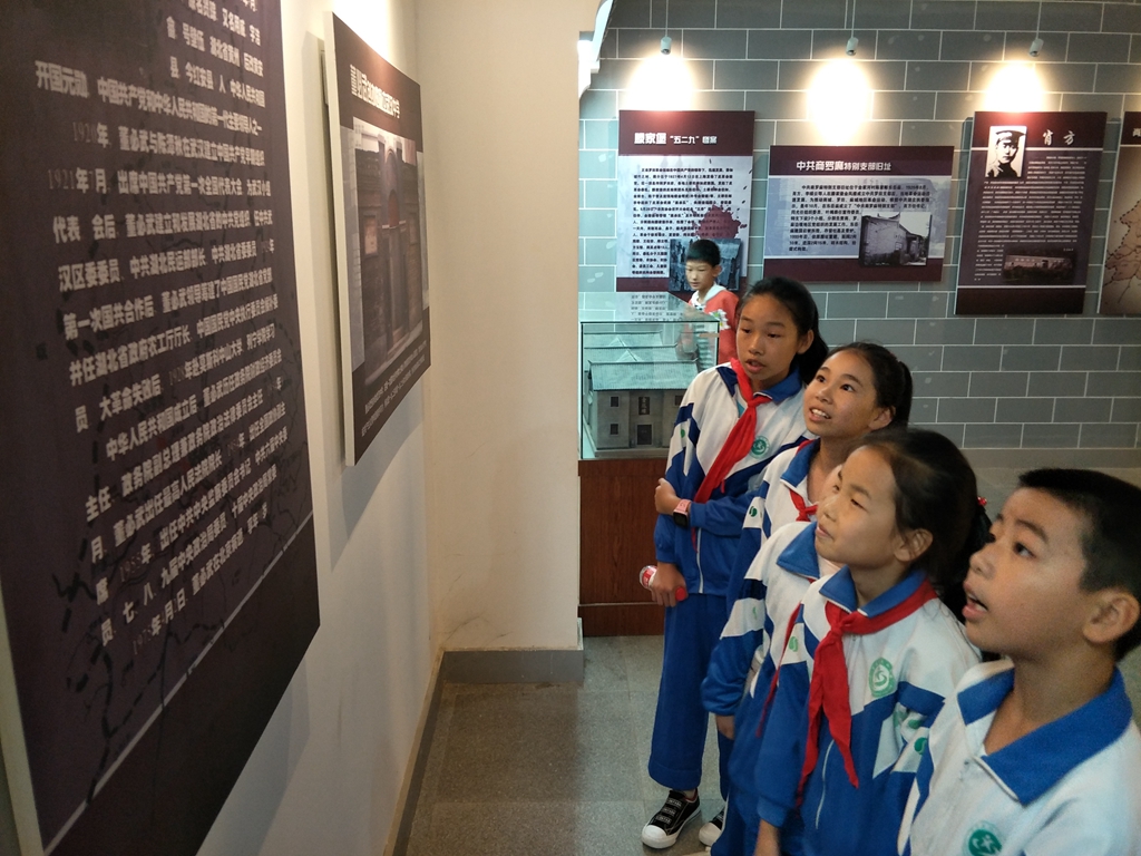 cc3df58c0ef9a5edf99092d0019a2e4 cc3df58c0ef9a5edf99092d0019a2e4.jpg?v=1762136383037