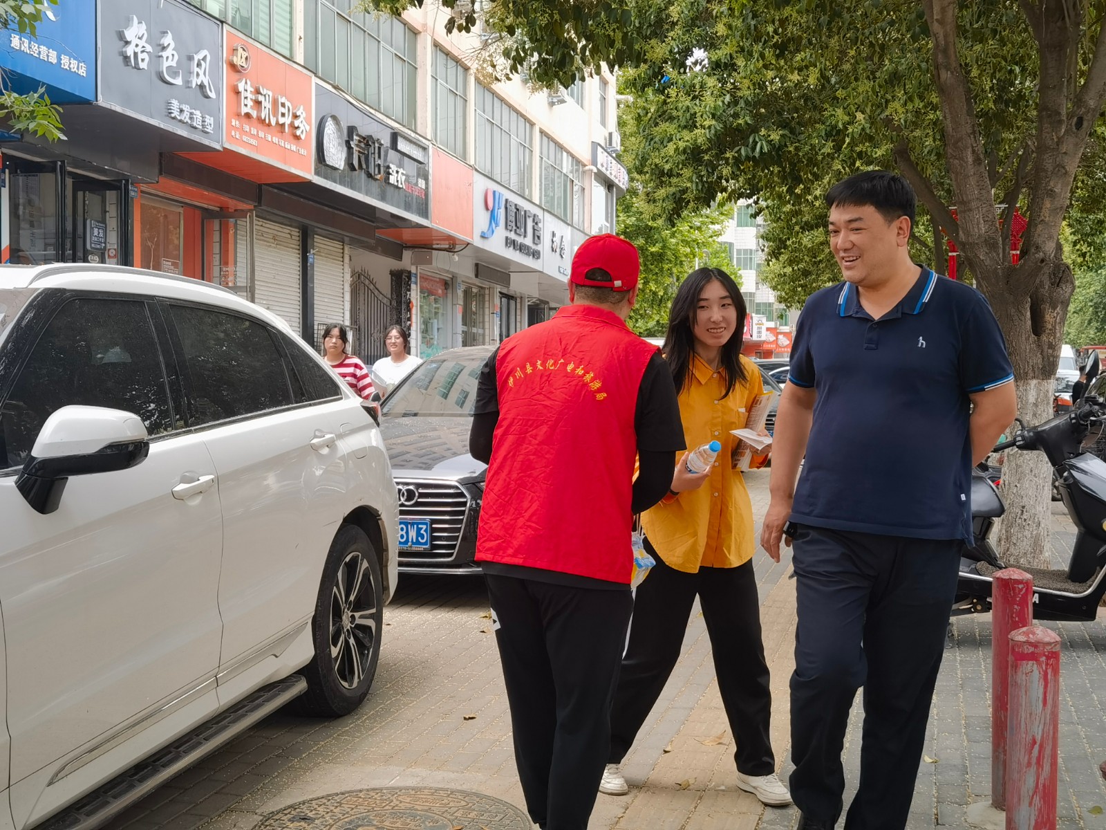 4b1fb6ff3eba1bf9bb4ef8ac9a0c9aa1(1