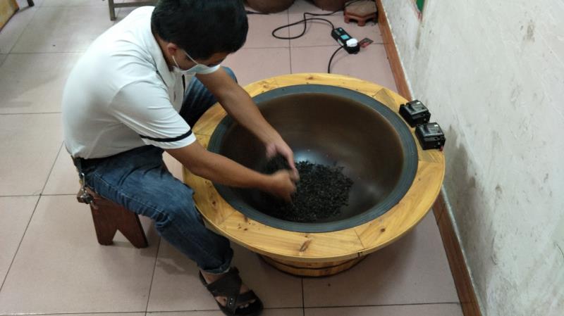 二(三)青二(三)揉在锅中05