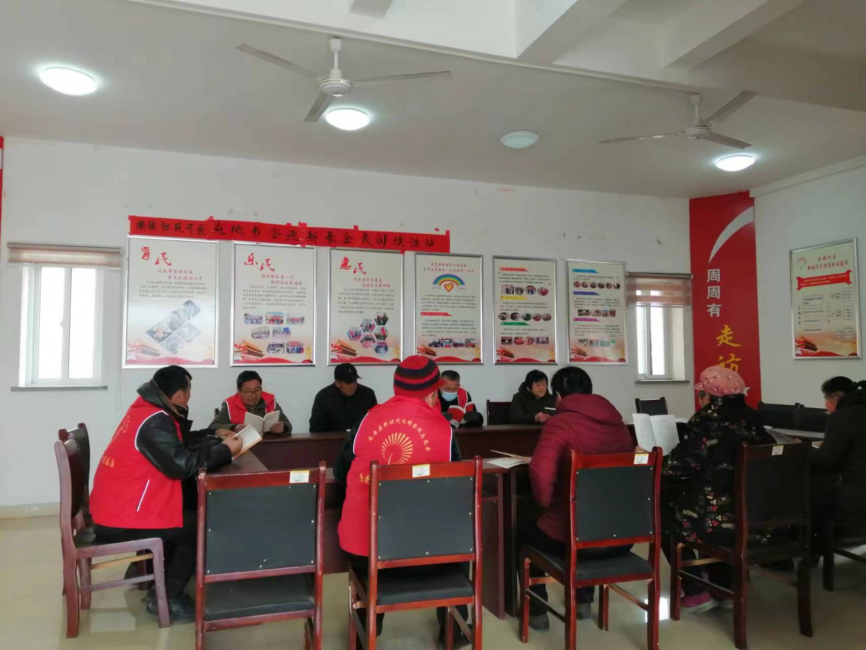 南镇社区开展“遍地书香 迎新春”全民阅读活动